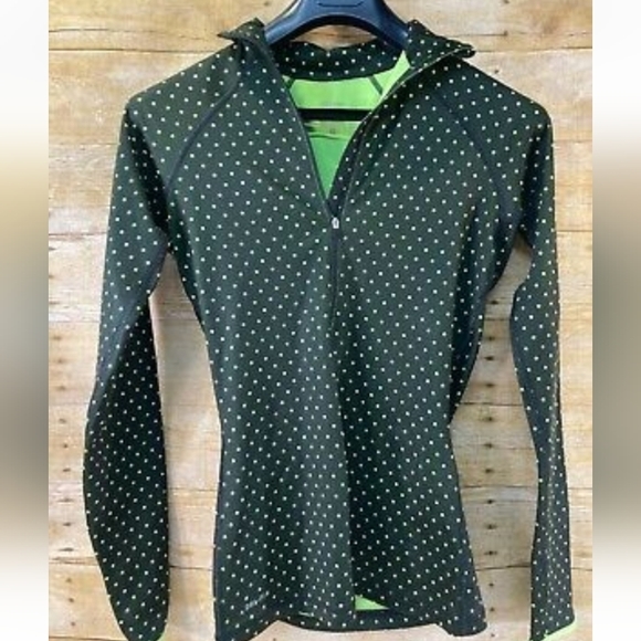 Nike Tops - Nike Pro 1/4 zip up